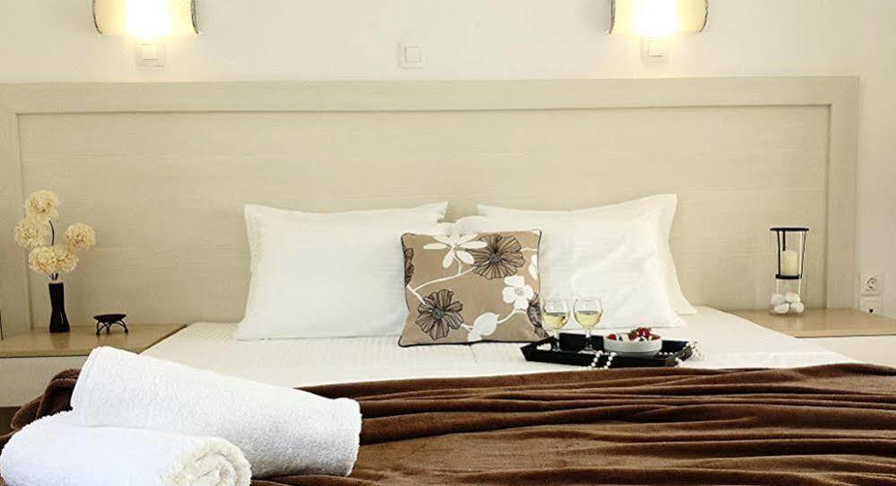 Crown Apartments كاليفيس المظهر الخارجي الصورة