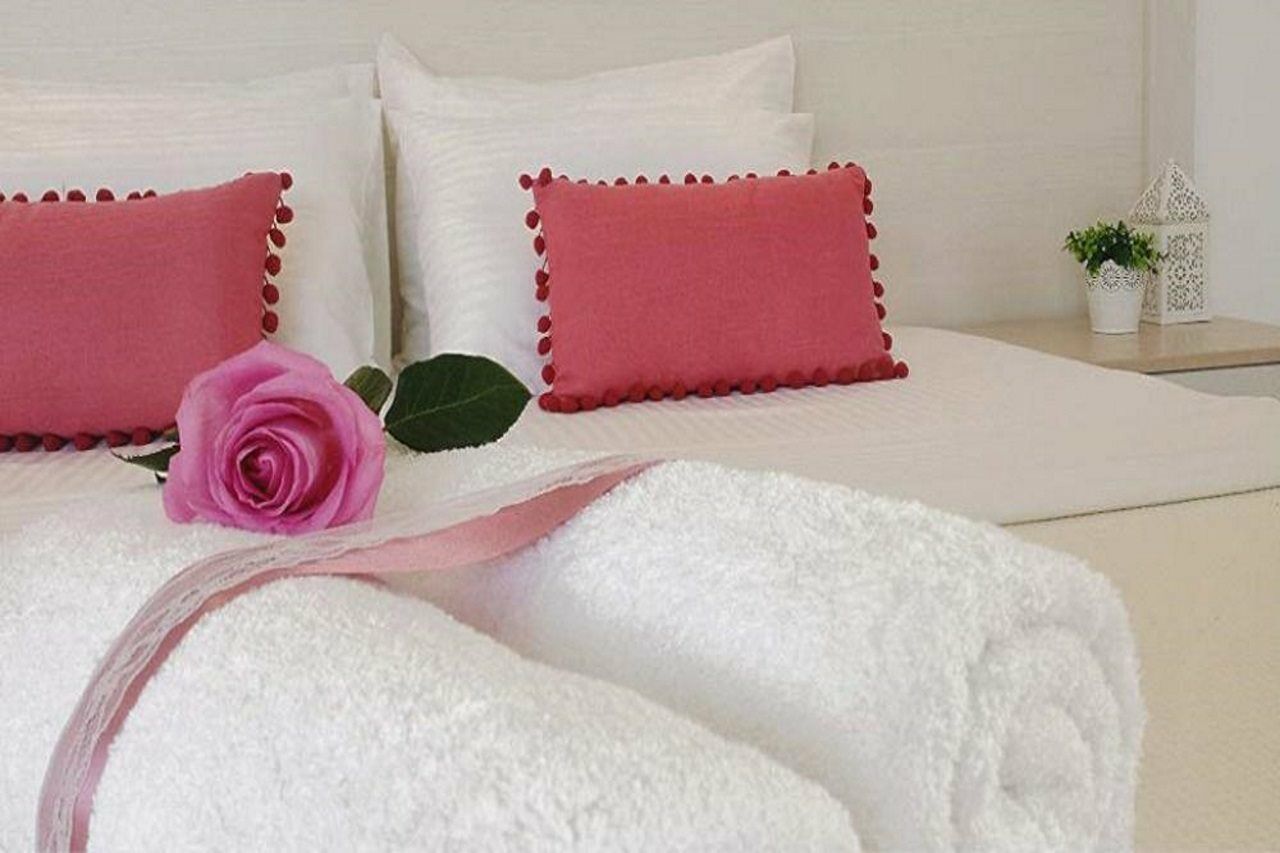 Crown Apartments كاليفيس المظهر الخارجي الصورة